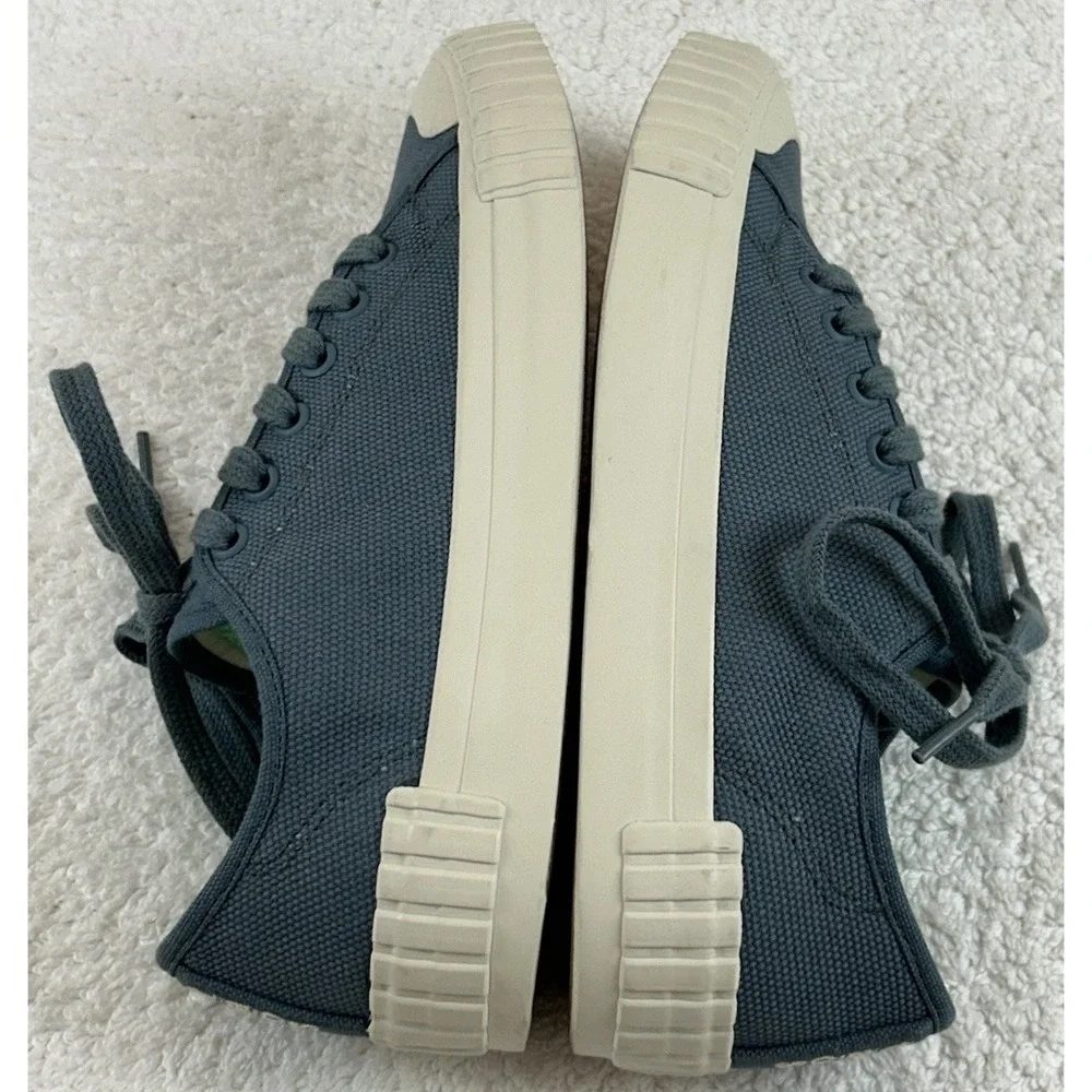NWOB Taos One Vision Classic LOW TOP Sneakers in DUSTY BLUE GRAY Wmns Sz 8 US